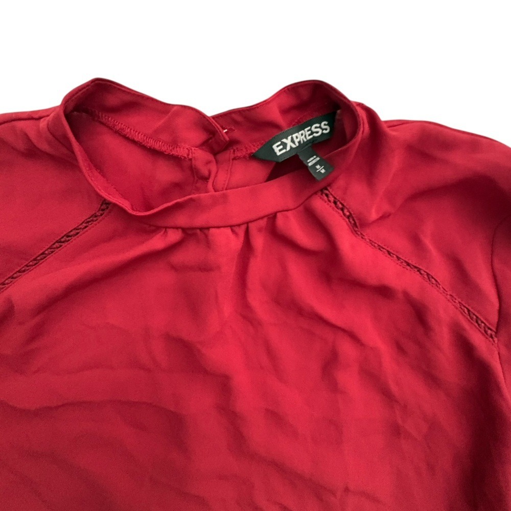 Express Lightweight Sheer Red Women's Top Med Work Business Casual Button Back - Picture 6 of 8